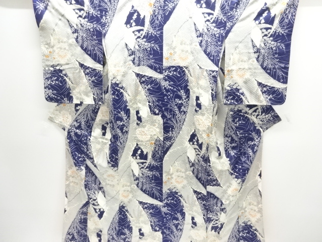 荒波に草花模様小紋着物